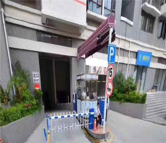 深圳清湖地鐵口小產權房:金湖雅苑