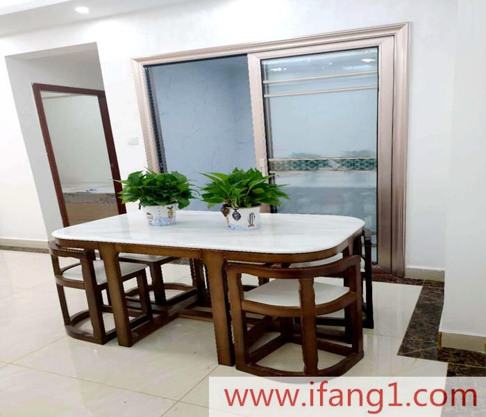 <a href=/dalingshan/ target=_blank class=infotextkey>大嶺山小產權房</a>交易網