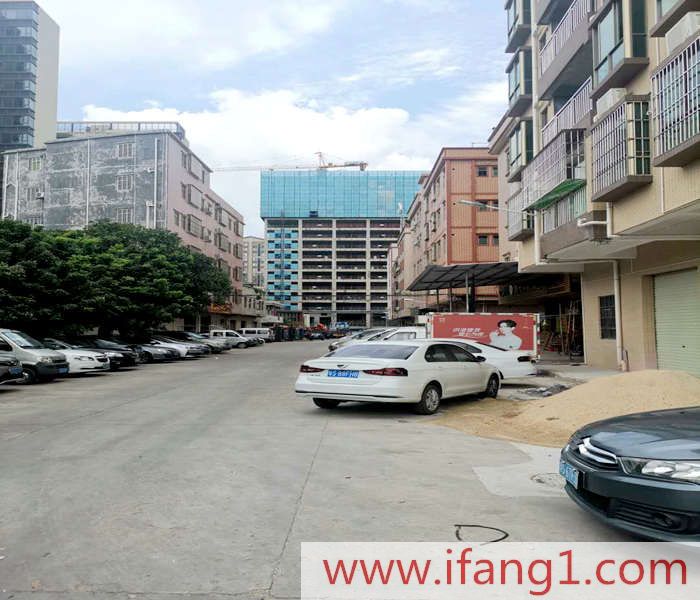 <a href=/dalingshan/ target=_blank class=infotextkey>大嶺山小產權房</a>買賣信息網